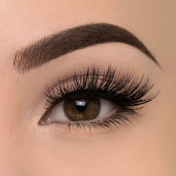 Best Eyelash Extensions in Noida