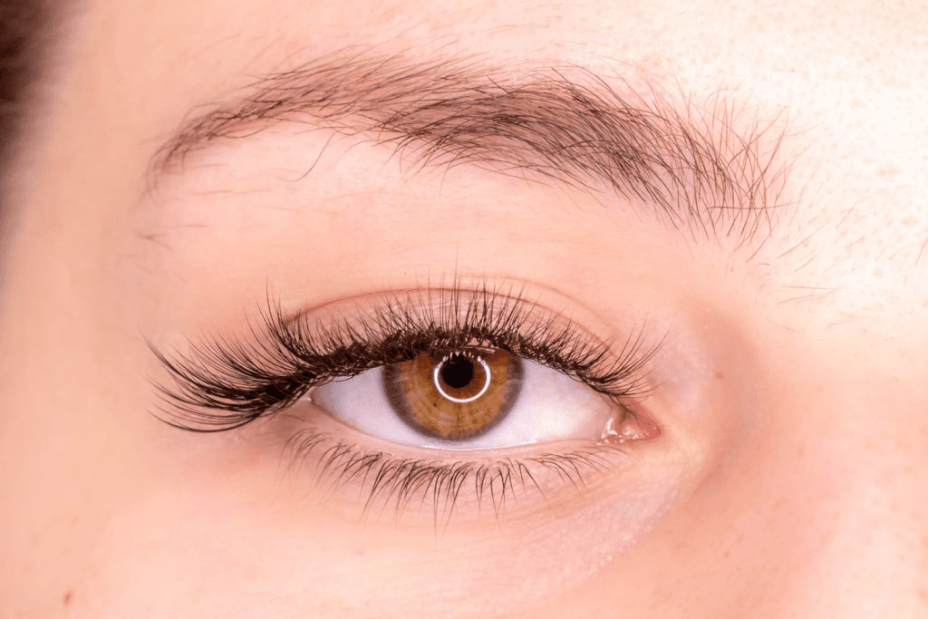 Eyelash extension
