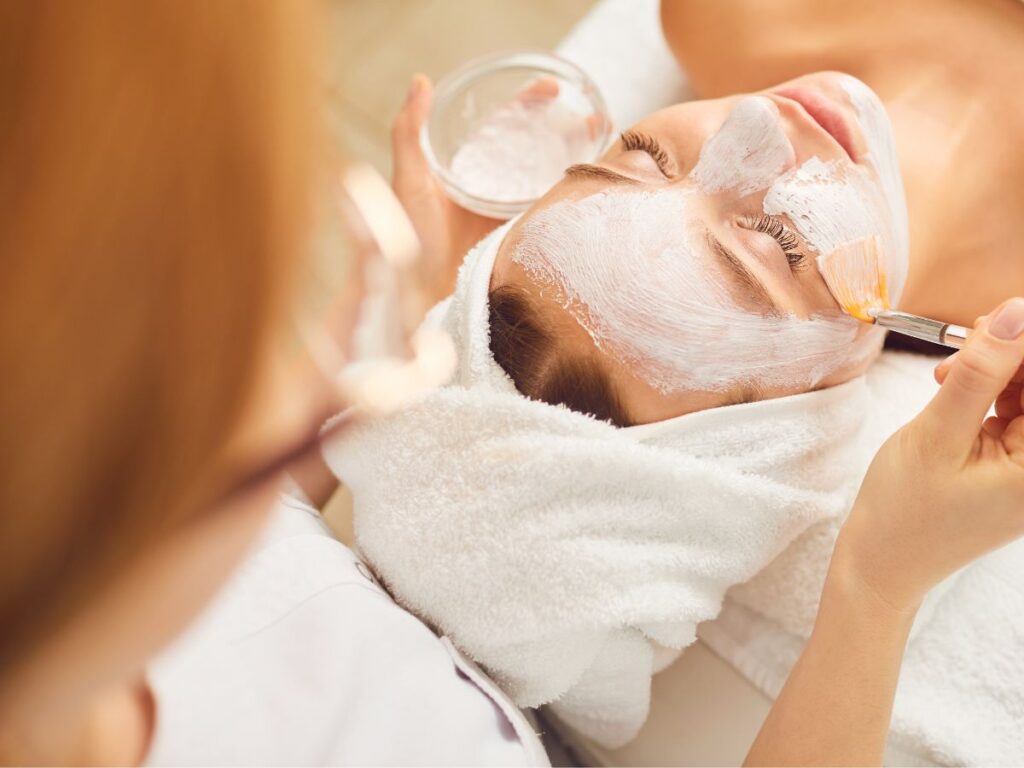 Glycolic Peel Treatment in Delhi